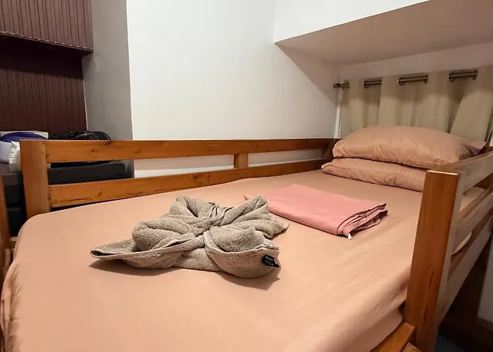 Fully-furnished 1-bedroom Grand Riviera *